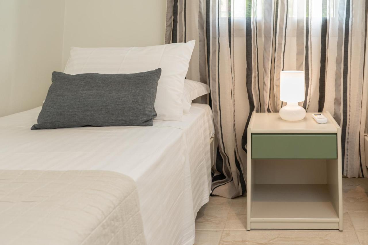 Lourdas Bay View Simotata ภายนอก รูปภาพ